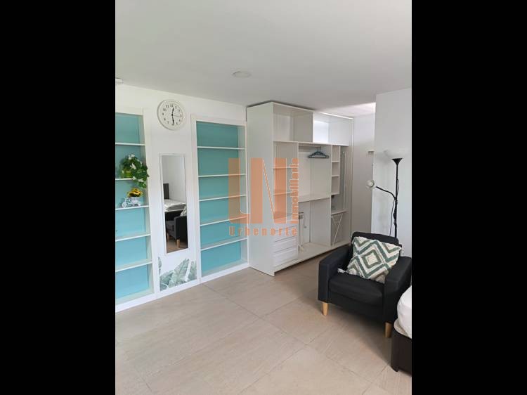 ESTUDIO EN CHALET FAMILIAR