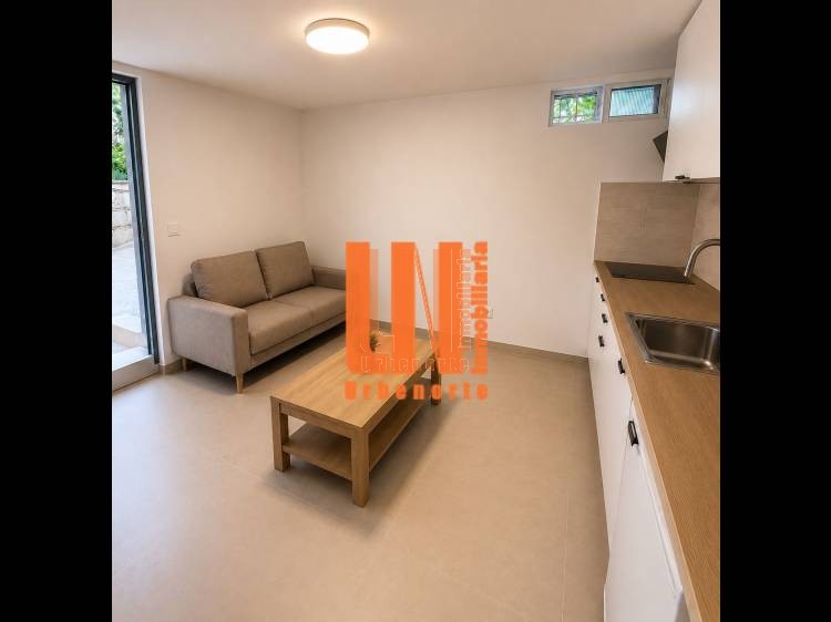 APARTAMENTO A ESTRENAR EN CHALET FAMILIAR
