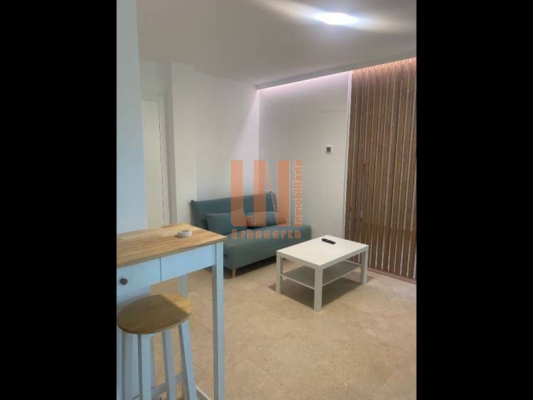 APARTAMENTO PARA ESTUDIANTE EN CHALET COMPARTIDO