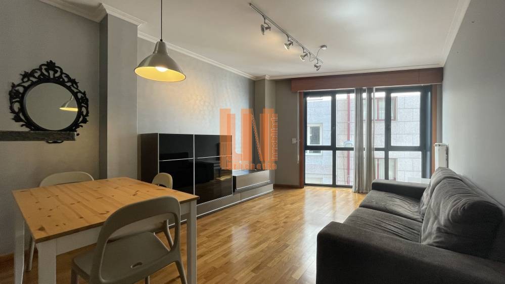 Apartamento con plaza de garaje y trastero