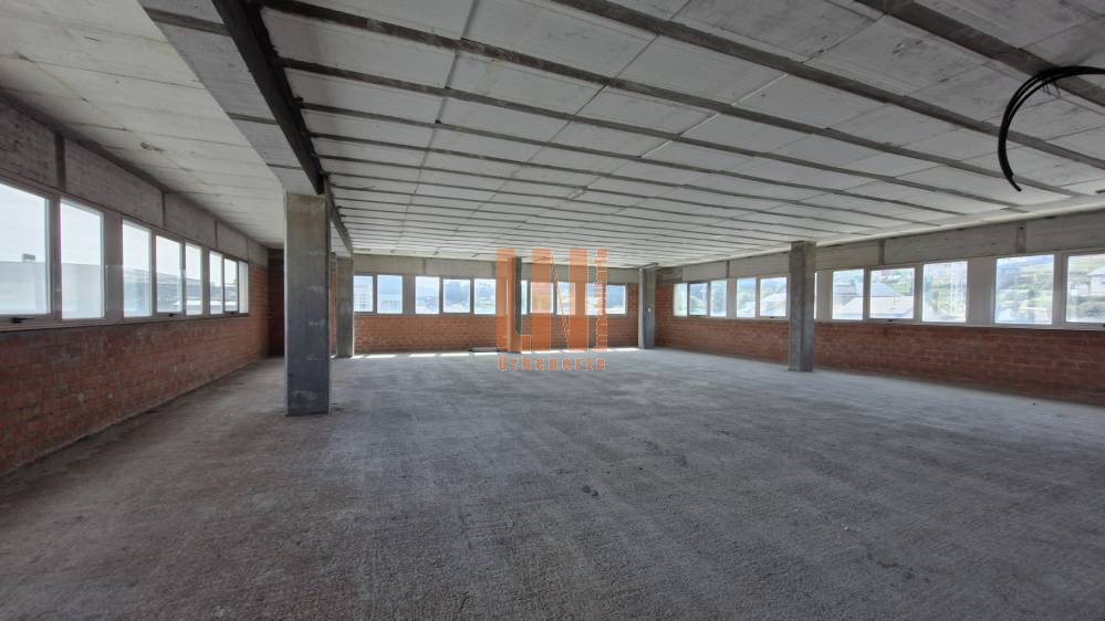 Edificio en alquiler, PB+1ª Ptª, 610m² total.