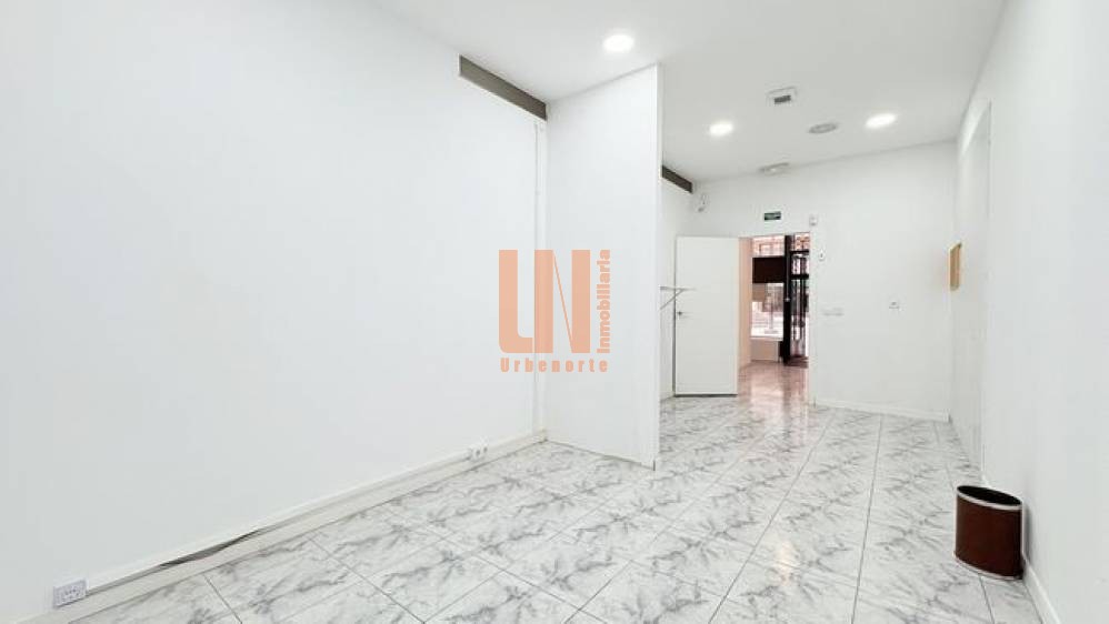 70m² de local comercial listo para comenzar actibidad. 