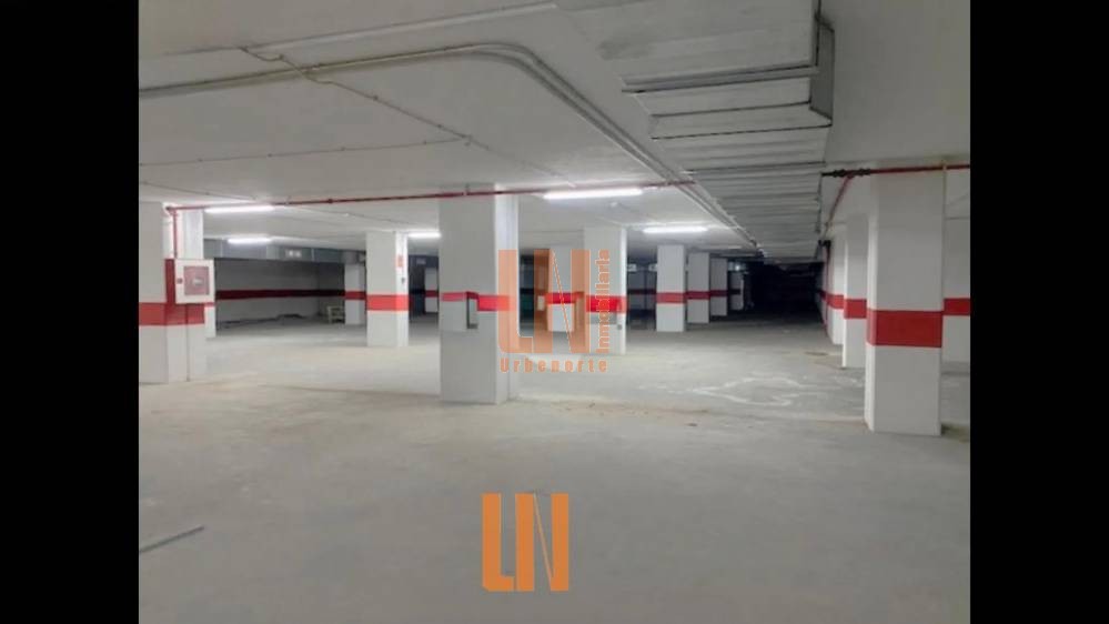 Local Comercial  en Parque de Eiris.