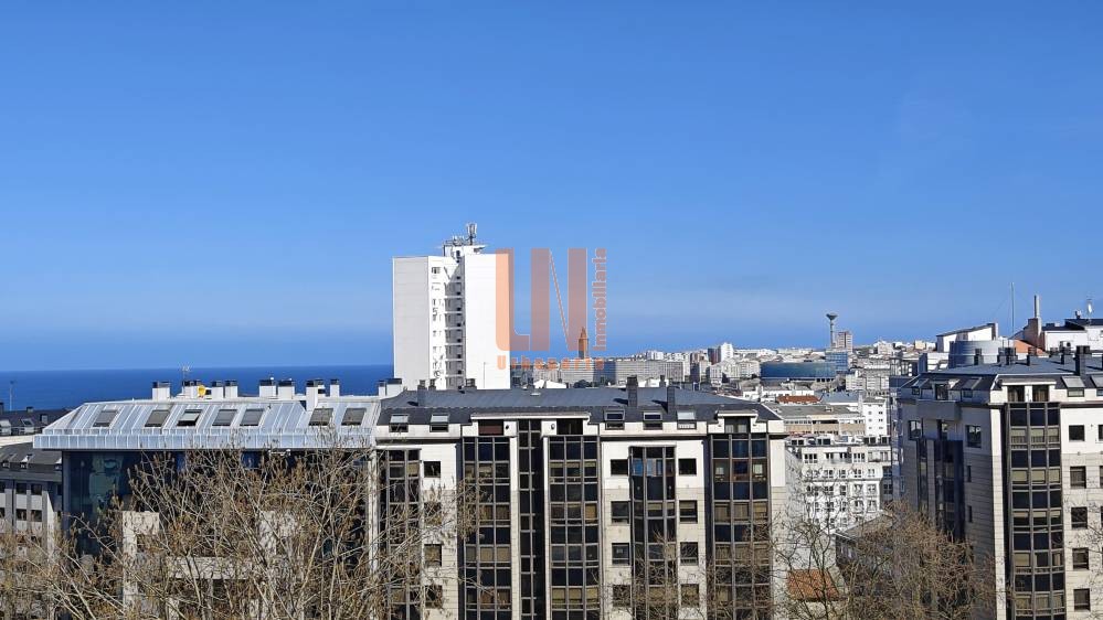 Vivienda muy soleada y excelentes vistas en Pº Puentes.