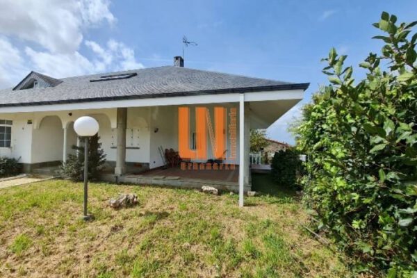 Vivienda unifamiliar en Oleiros (A Coruña)
