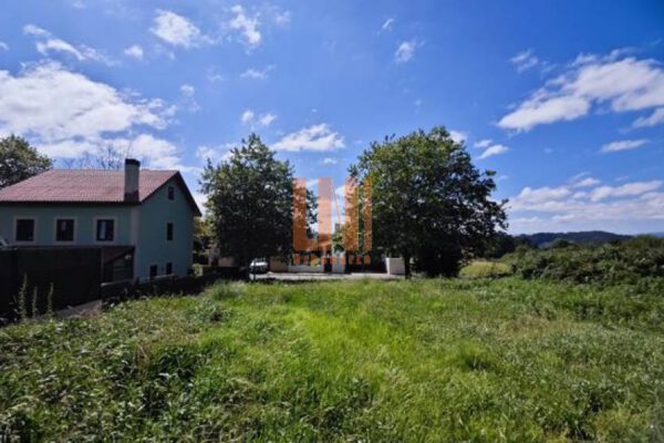 Suelo urbanizable en Oleiros (A Coruña)