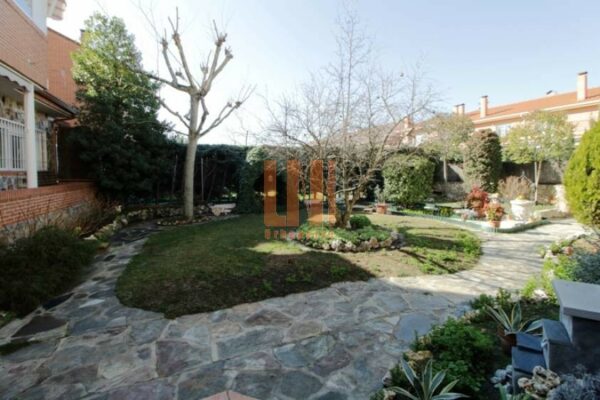 Adosado en Villanueva de la Cañada (Madrid)