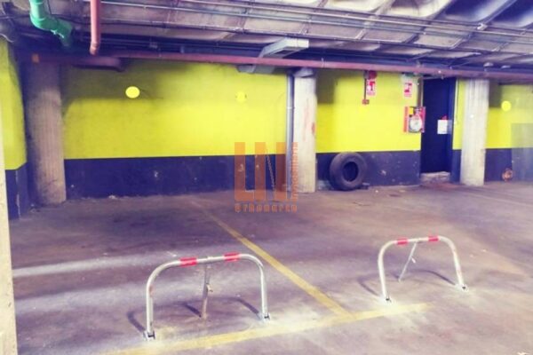 Parking negocio en ARAVACA (Madrid)