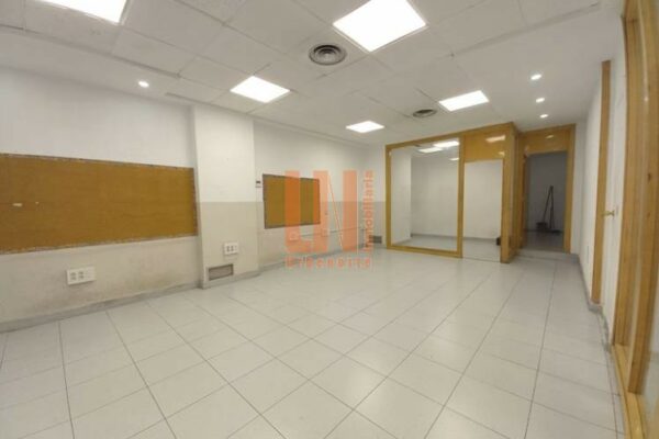 Local comercial en Madrid (Madrid)