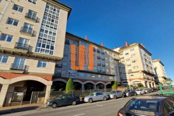 Parking doble en A Coruña (A Coruña)