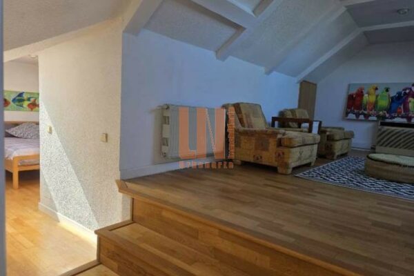 Casa en Villanueva de la Cañada (Madrid)
