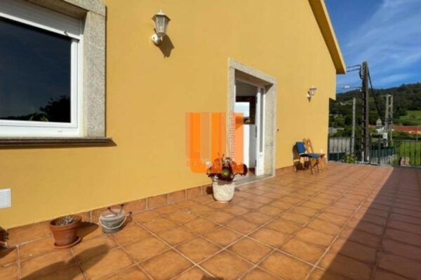 Chalet Pareado en Arteixo (A Coruña)