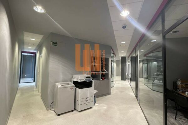 Local comercial en Carral