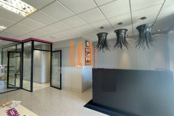 Local comercial en Carral