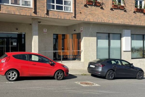 Local comercial en Carral