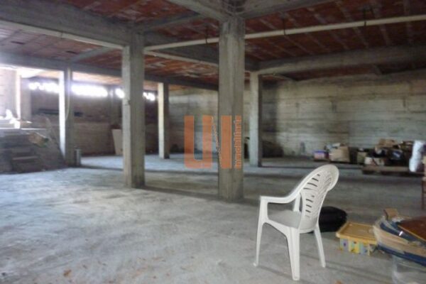 Local comercial en Oleiros (A Coruña)