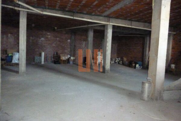 Local comercial en Oleiros (A Coruña)