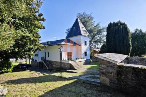 Chalet en Oleiros (A Coruña)