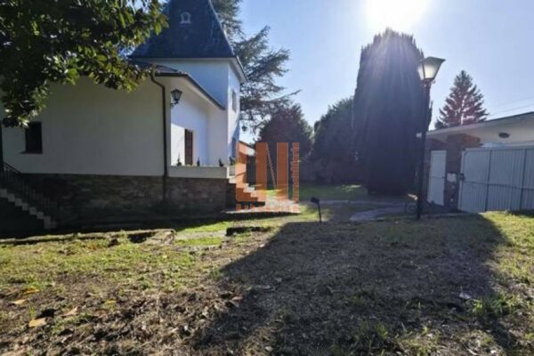 Chalet en Oleiros (A Coruña)