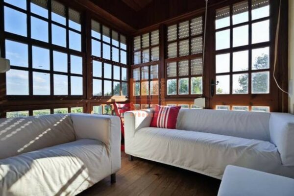 Chalet en Oleiros (A Coruña)