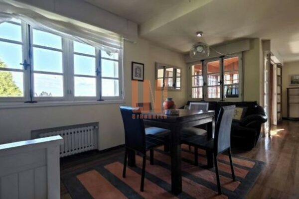 Chalet en Oleiros (A Coruña)