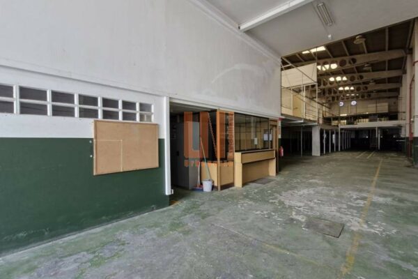 Nave industrial en Bergondo