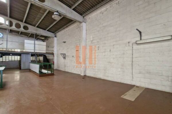 Nave industrial en Bergondo