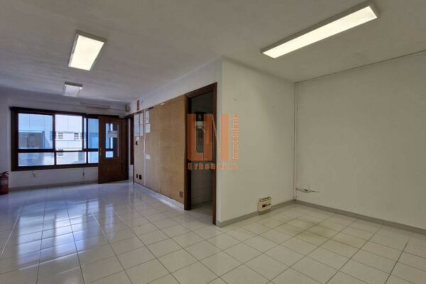 Nave industrial en Bergondo