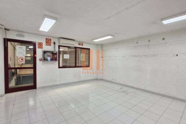 Nave industrial en Bergondo