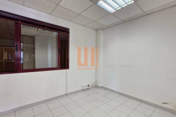 Nave industrial en Bergondo