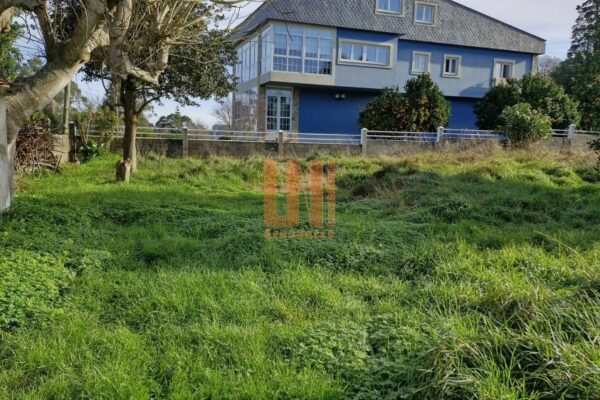 Suelo residencial en Oleiros (A Coruña)