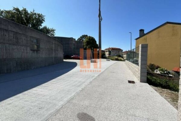 Suelo residencial en Oleiros (A Coruña)