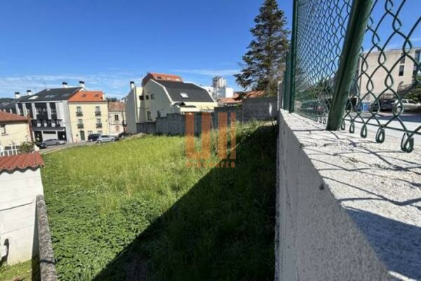Suelo residencial en Oleiros (A Coruña)