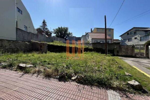 Suelo residencial en Oleiros (A Coruña)