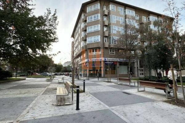 Local comercial en A Coruña (A Coruña)