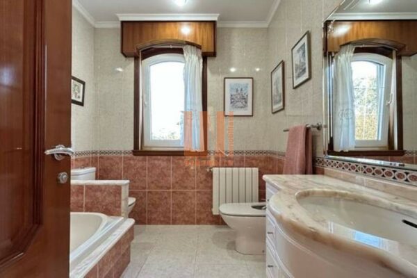 Vivienda unifamiliar en Oleiros (A Coruña)