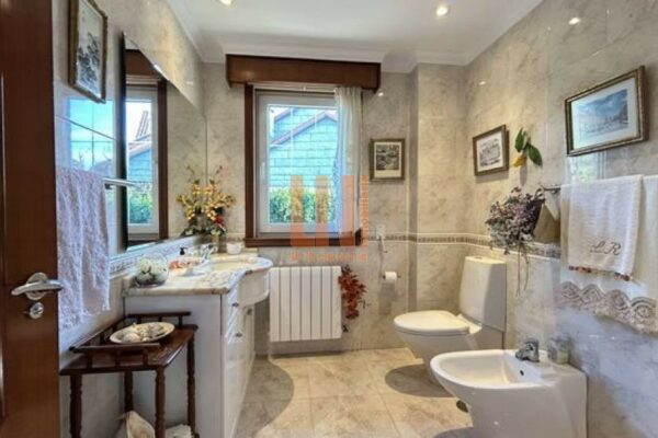 Vivienda unifamiliar en Oleiros (A Coruña)