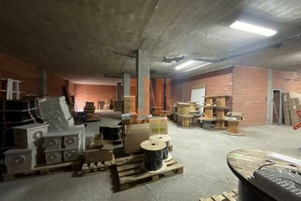 Local comercial en Cambre (A Coruña)