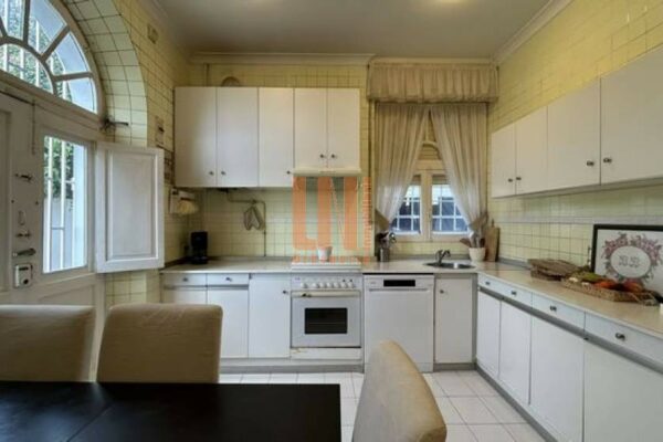 Vivienda unifamiliar en Oleiros (A Coruña)