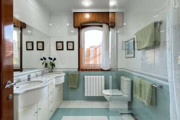 Vivienda unifamiliar en Oleiros (A Coruña)