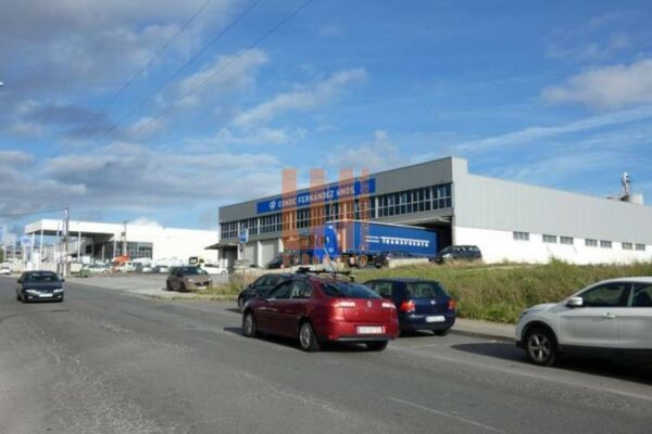 Suelo industrial en Cambre (A Coruña)