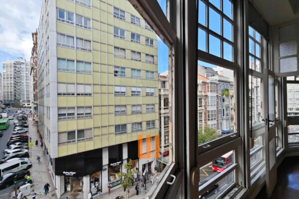 Local en A Coruña - foto 6